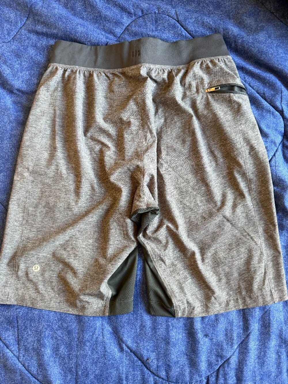 Lululemon T.H.E. Linerless Short Men's M Gray/Olive